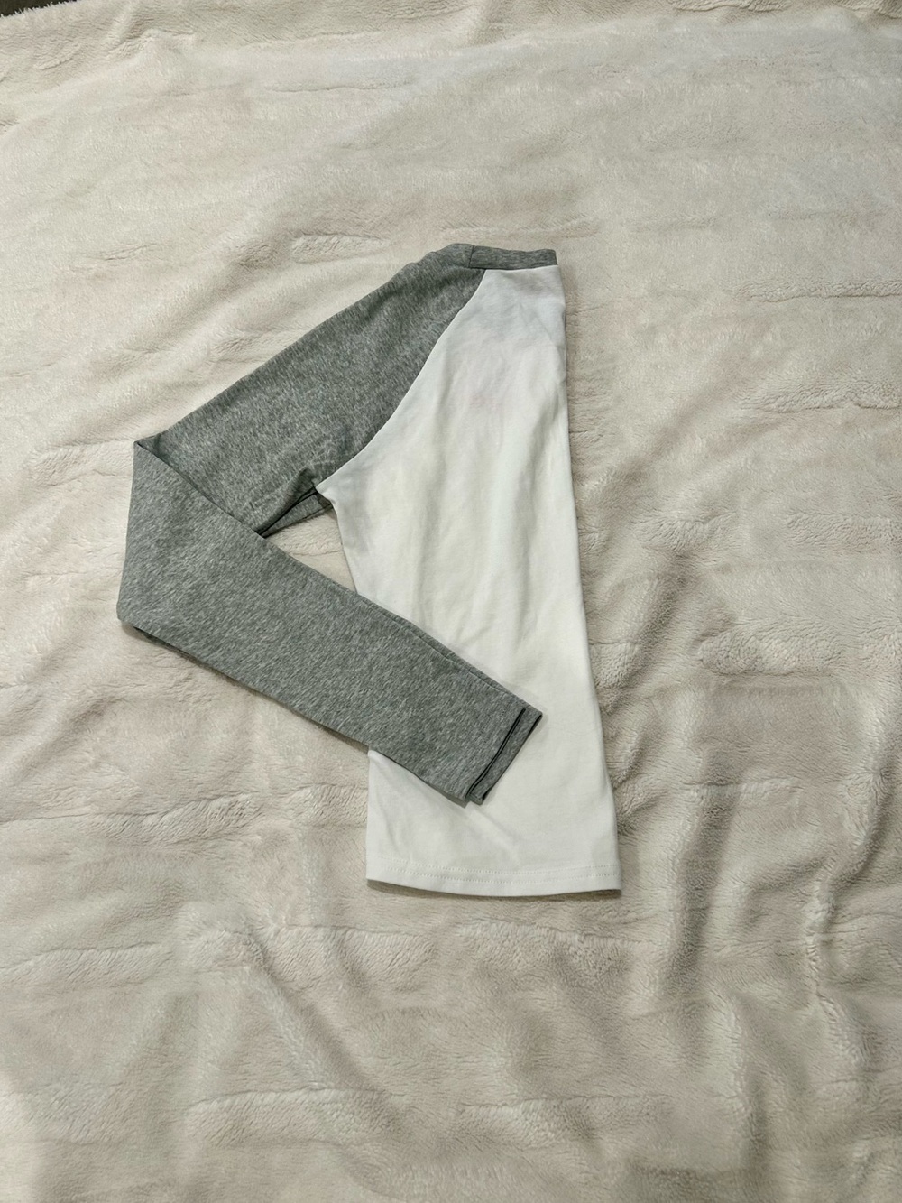 Edikted Raglan Long Sleeve Tee - Picture 5 of 6